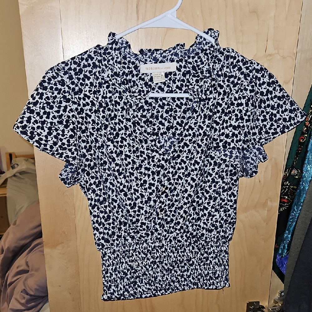 Women's Navy and White Patterned Top